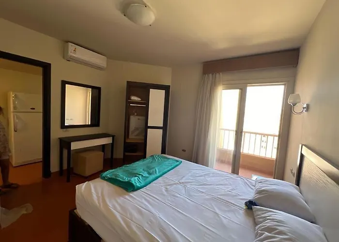 Bahamas Apartment